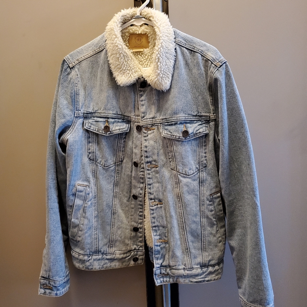 🧥 Cotton On Borg Denim Jacket